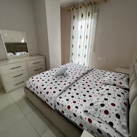 Apartment I 3