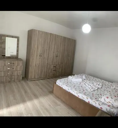Apartment I 3